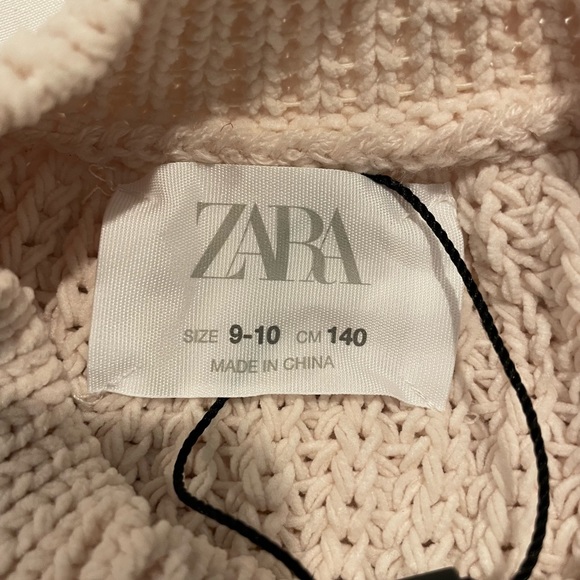 🚫SOLD🚫NWT Zara Sweater Vest - Picture 5 of 5